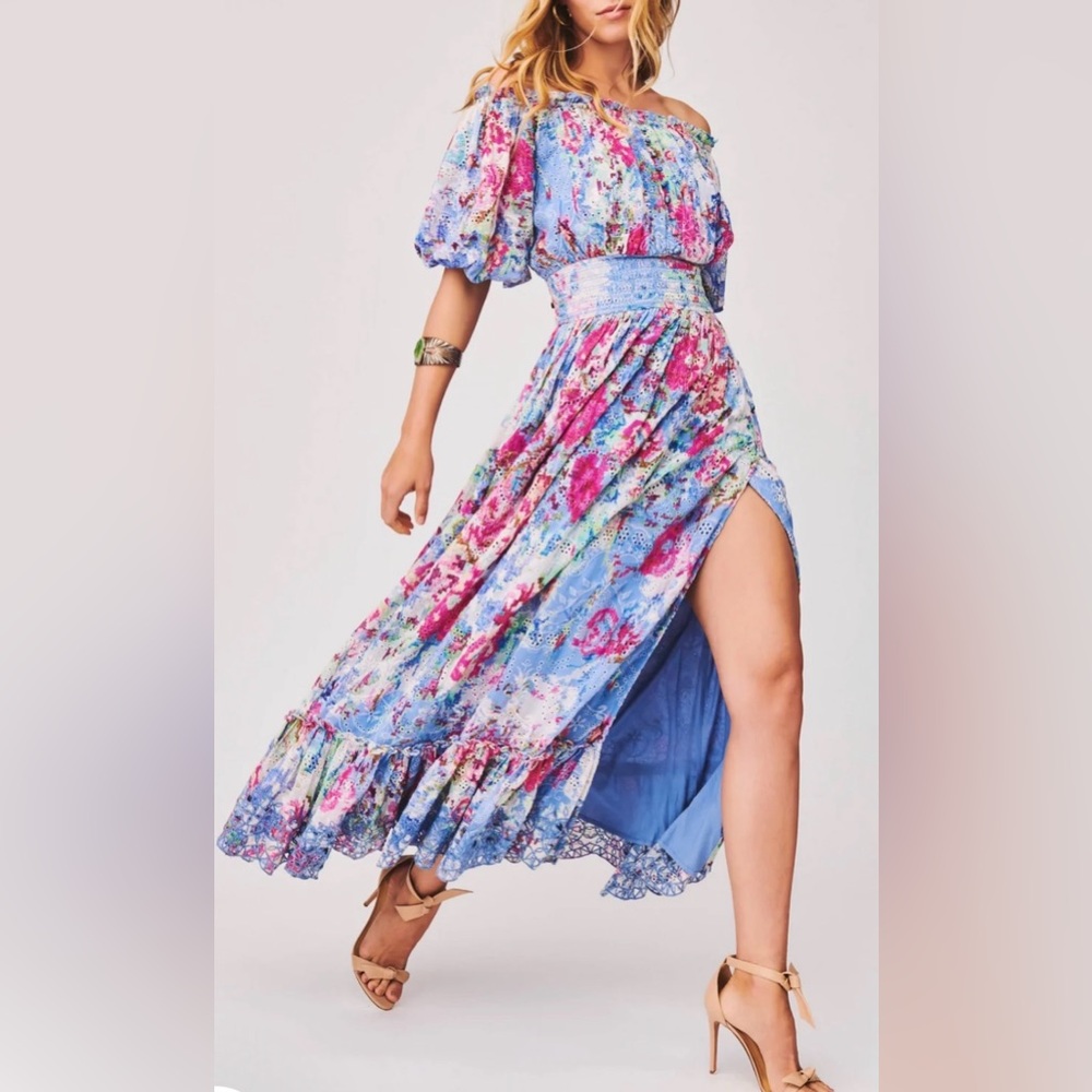 HEMANT & NANDITA Floral Maxi Dress in Blue and Pink ‼️Sharing Only‼️